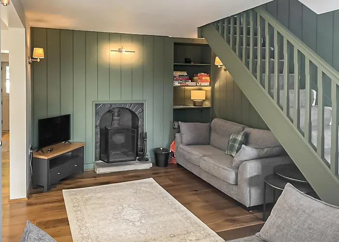 The Old School * Kettlewell