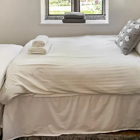 The Old School Semesterbostad *